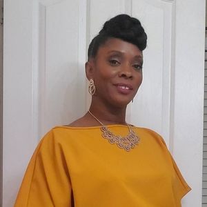 Meet your Posher, Roberta